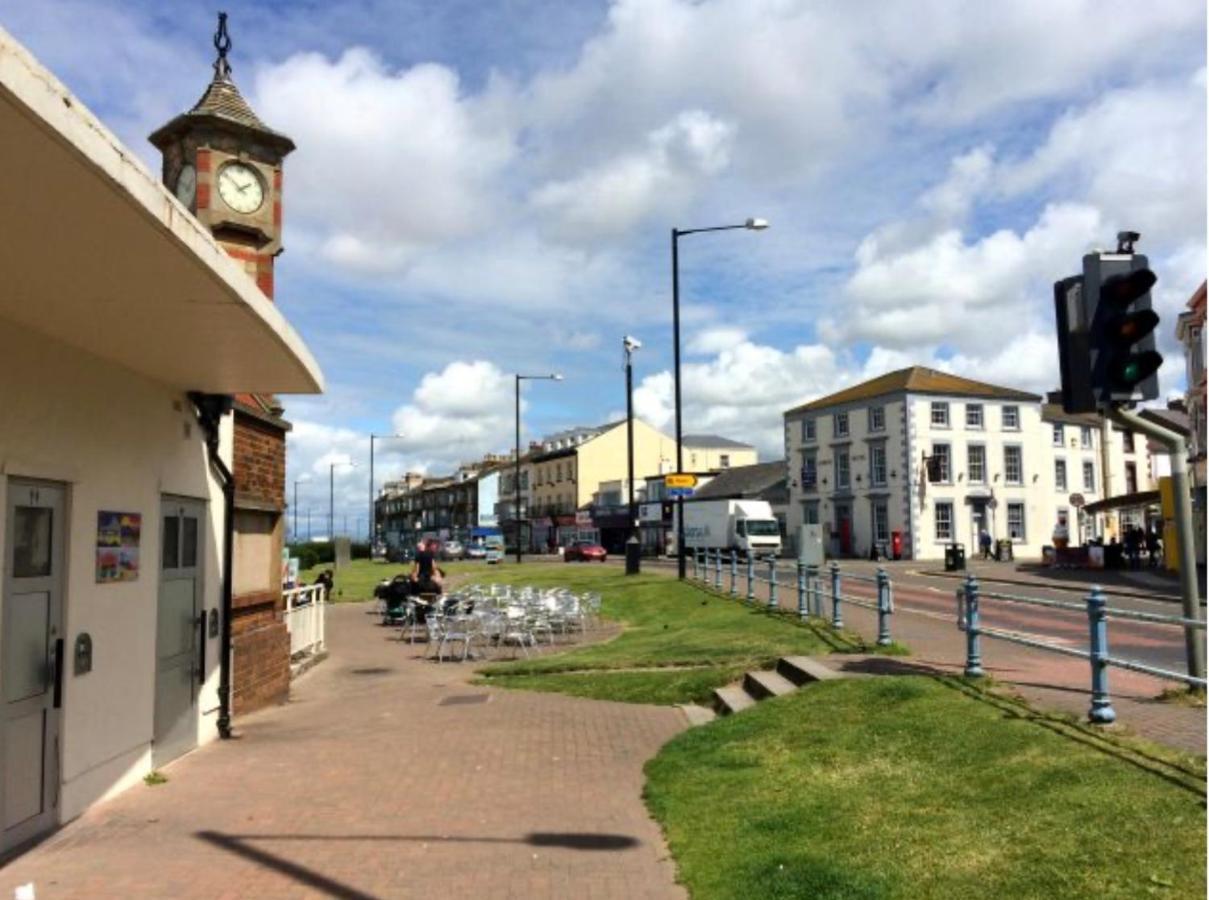 Bobby'S Bolthole Appartement Heysham Buitenkant foto